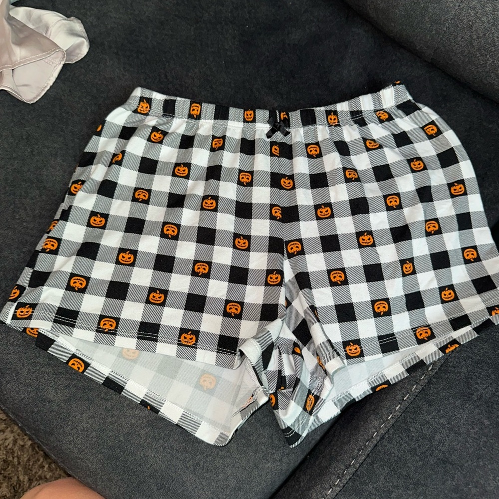 Women's Black & White Plaid Pajama Shorts with Orange Pumpkin Print